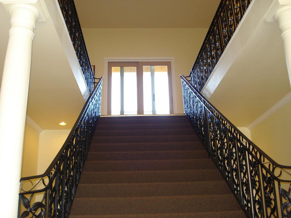 Grey Rose Suites Hanover Εξωτερικό φωτογραφία