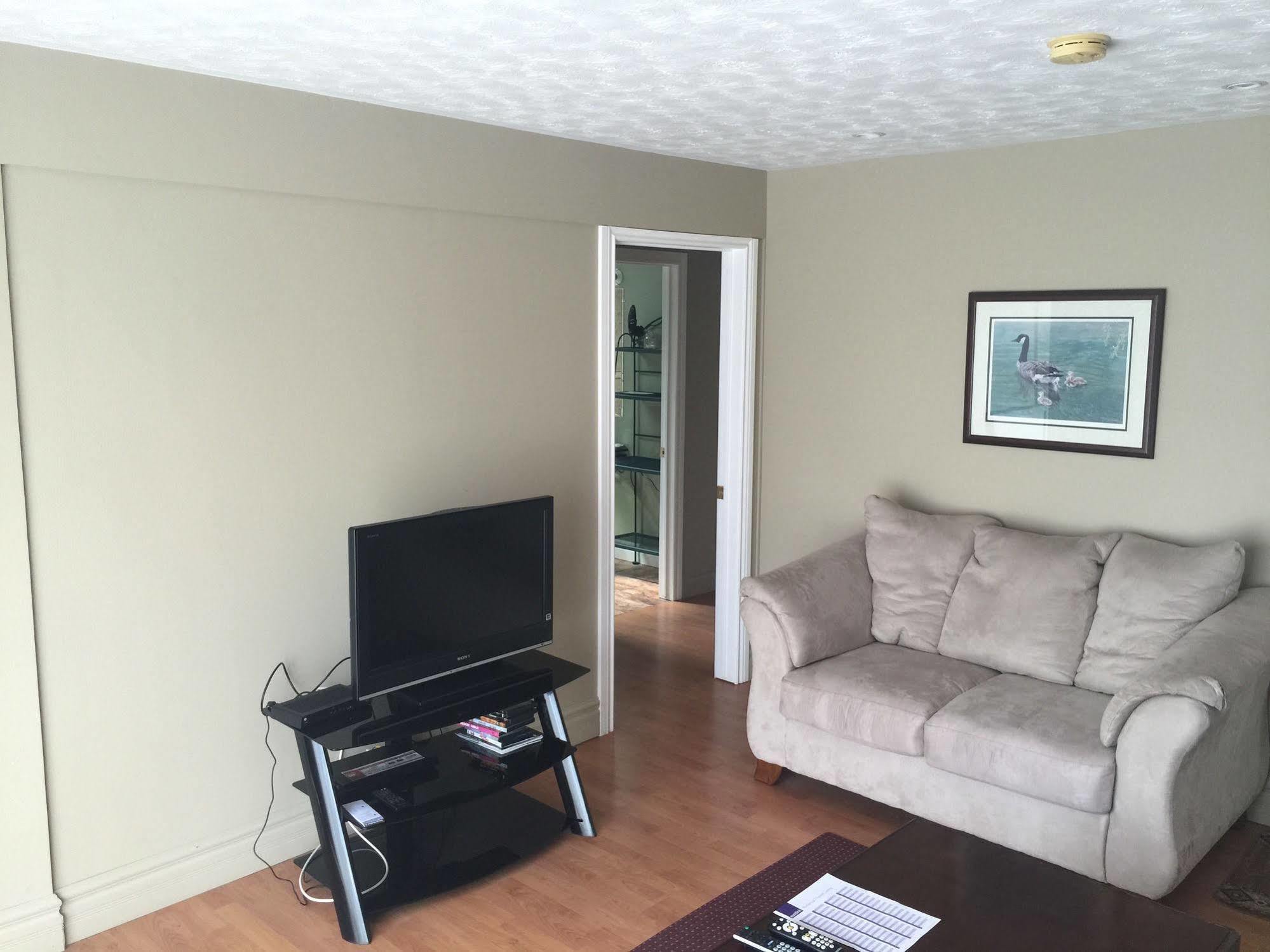 Grey Rose Suites Hanover Εξωτερικό φωτογραφία