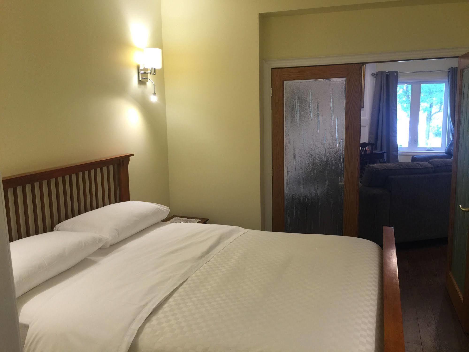 Grey Rose Suites Hanover Εξωτερικό φωτογραφία
