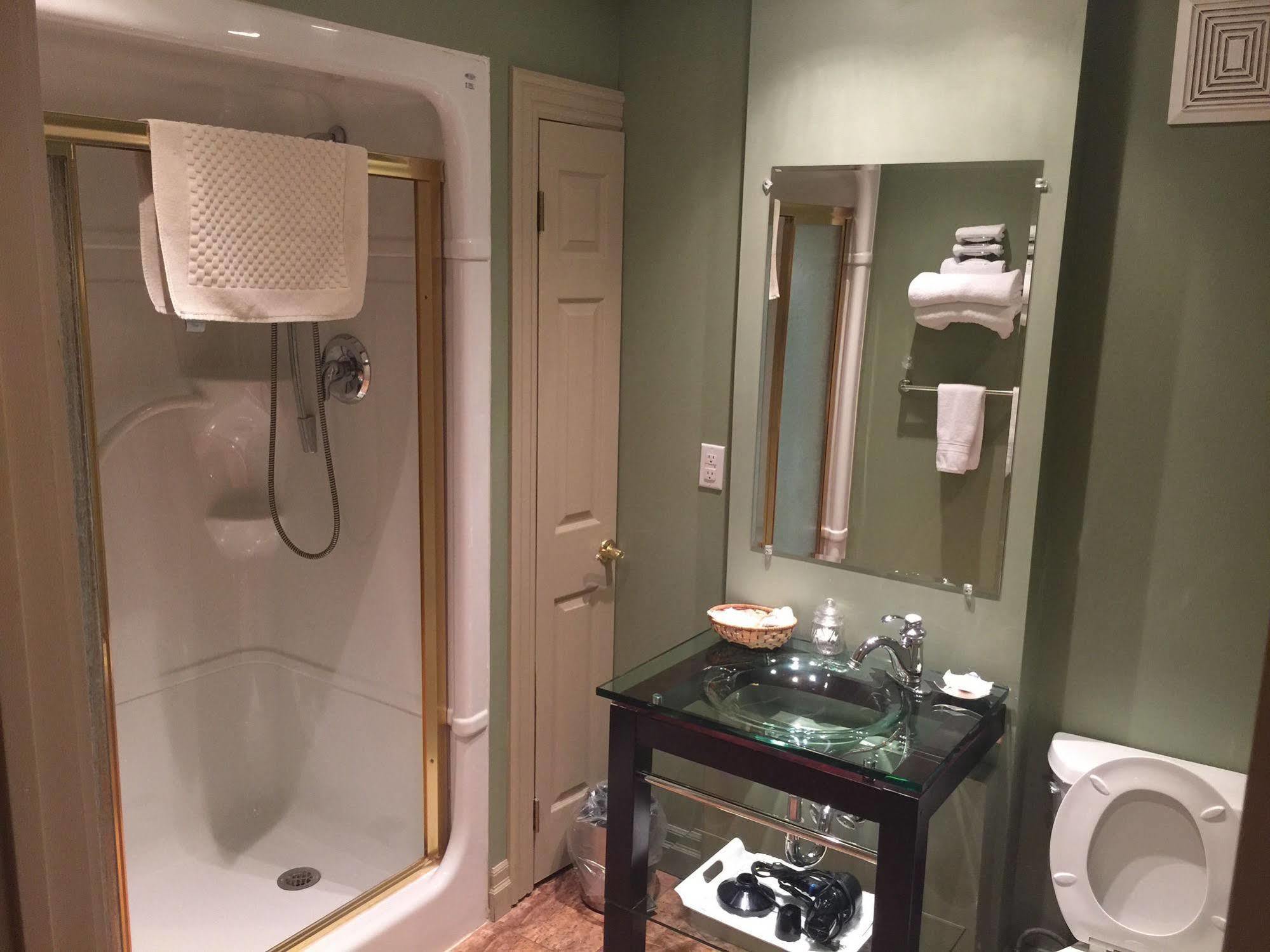 Grey Rose Suites Hanover Εξωτερικό φωτογραφία